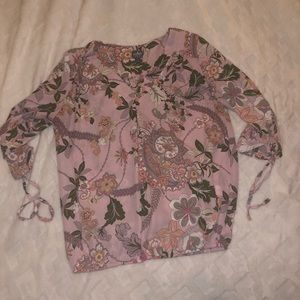 New York & Company Floral Blouse (MEDIUM)